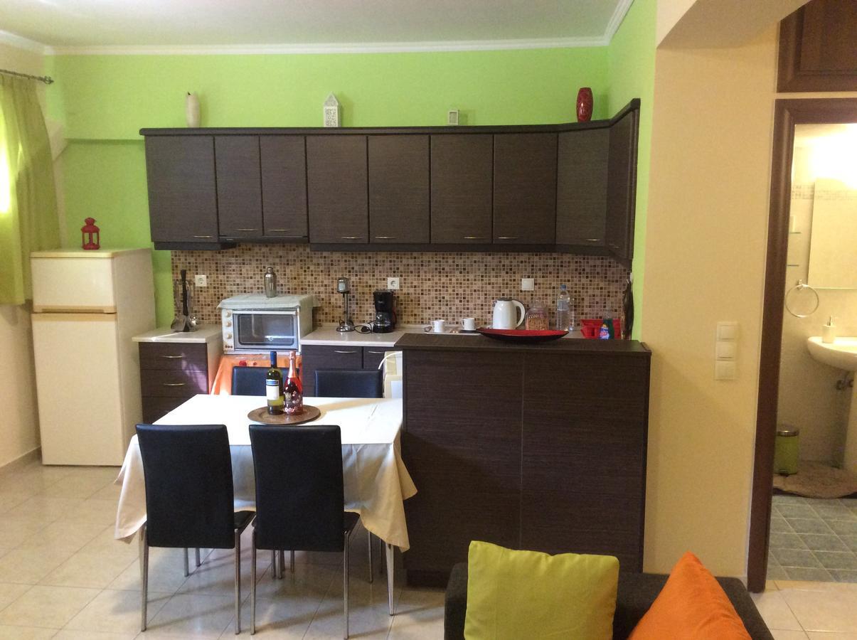 Modern Basement Apartment Gio II Zakynthos Town Exterior photo